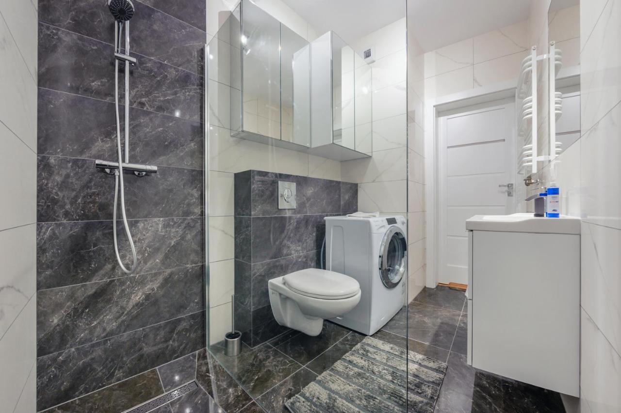 Apartamenty Sun & Snow Spektrum 格但斯克 外观 照片